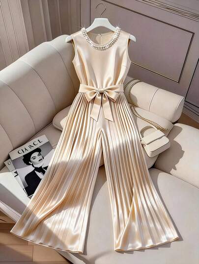 Franclia Women's Solid Color Round Neck Sleeveless Elegant Pleated Jumpsuit