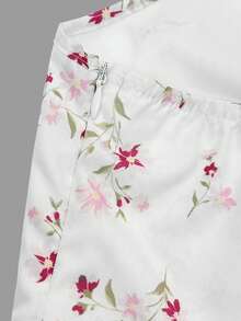 Selamara Vestido Curto Casual Feminino com Babado na Barra e Estampa Floral Miúda para Férias - Branco - Visão 3