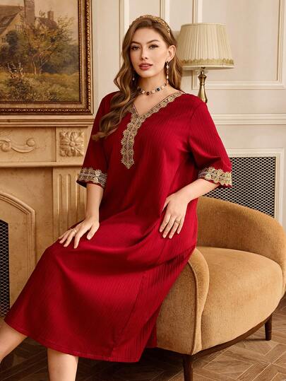 SHEIN Women's Elegant V-Neck Patchwork Beaded Lace Trim Loose Mid-Length Nightgown