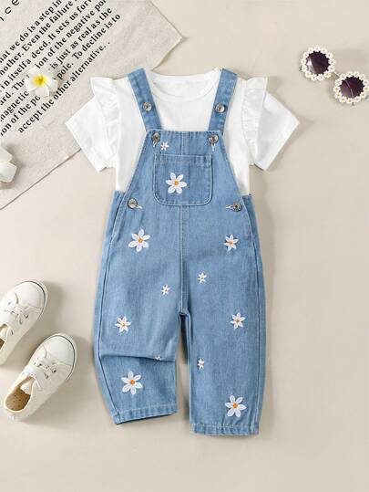 Souflis Souflis Baby Girls' Denim Bib Pants, Spring/Summer New Arrival, Casual Fashion Cute Daisy Embroidery Light Washed Blue Comfortable Denim Bib Pants, Suitable For Daily Outdoor Play Cute Floral Denim Overalls For Girls, Perfect For Summer Vacations, Outdoor Excursions, Music Festivals, Parties, And Many Other Occasions. Summer Jeans Jumpsuit Infants Girl Toddler Denim Flower Overalls