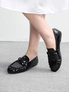 CUCCOO BIZCHIC Women's Round Toe Loafers Bow Design Commuter Workplace Versatile Flat Shoes Comfortable Slip-On Valentine's Day - Black - View 4