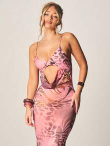 MISSGUIDED Leopard Print Halter Neck Cutout Maxi Dress With Adjustable Straps And Flowing Silhouette For Party Evening Occasions - Multicolor - View 4