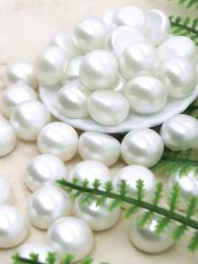 50 Pearls With Holes In The Semicircle - White - View 1