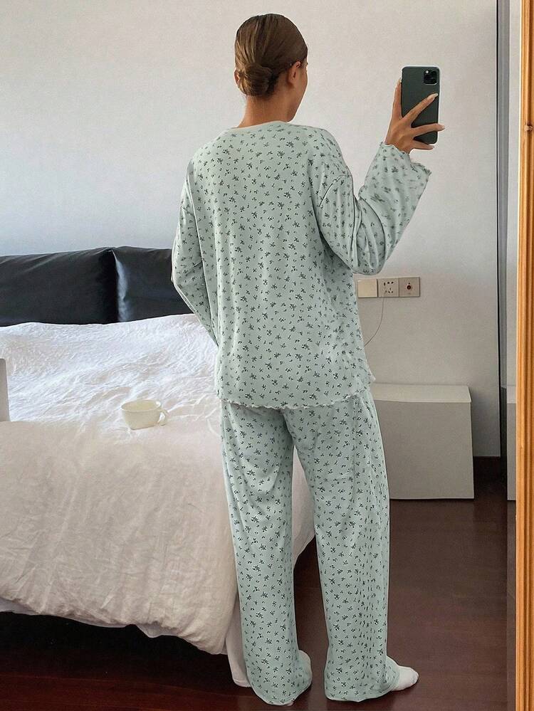 2pcs/Set Women Ditsy Floral Loose Comfortable Long Sleeve T-Shirt And Straight Leg Long Pajama Pants Sleepwear Set, Spring