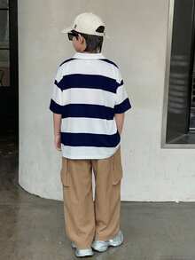SHEIN 2件套，买一送一，男童休闲韩版宽松蓝白条纹T恤Polo衫和工装裤套装，适合通勤、上学、度假、运动、郊游、家庭聚会、春夏穿着。 - 彩色 - 查看 2