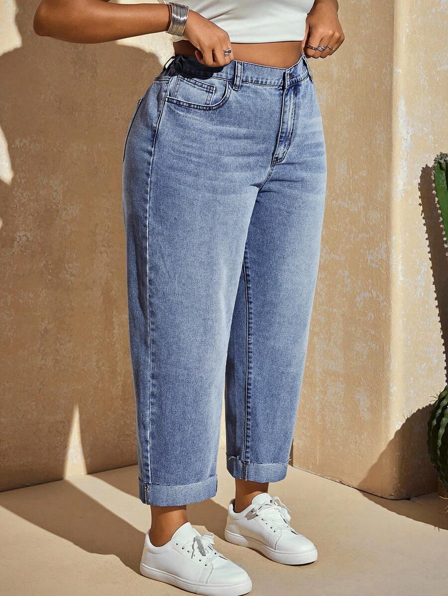 Slaydiva Plus Size Solid Color Slant Pocket Casual Versatile Jeans - Light Wash - View 1