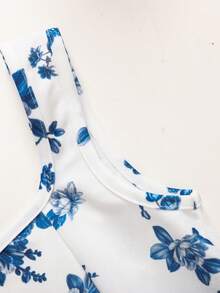 SHEIN 少女休闲度假风蓝白碎花U领露背大蝴蝶结装饰A字无袖针织连衣裙，春夏款 - 藍色 - 查看 6