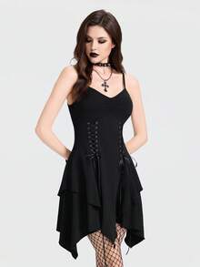 Breakform 女士性感哥特风吊带前褶裥收腰人字纹系带蝴蝶结露肩短款吊带连衣裙 - 黑色 - 查看 4