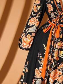 Rometta Váy maxi thắt eo thanh lịch cho nữ cỡ lớn, Váy cổ chữ V họa tiết hoa đi nghỉ và hẹn hò, Váy maxi thắt eo cổ chữ V sang trọng khi đi làm cỡ lớn, Váy maxi họa tiết hoa thời trang giúp thon gọn, Thích hợp cho kỳ nghỉ, tiệc tùng hàng ngày, ăn tối, tụ tập - màu đen - Xem 5