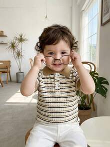 SHEIN Vintaside Kids 男婴经典绿色华夫格杏色 Polo 衫，白色撞色纽扣半开襟短袖休闲上衣，夏季街头风运动装，适合上学、度假、户外穿着，复古风，男婴服装，男婴 Polo 衫，纯棉婴儿服装，幼儿纽扣男婴服装，幼儿服装，6 个月-3 岁 - 彩色 - 查看 10