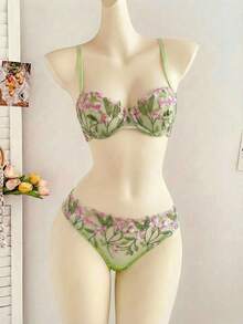 SHEIN Esselle 2pcs/Set Women's Romantic Embroidered Sexy Lingerie Set - Green - View 1