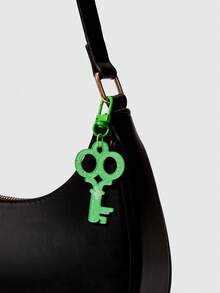 ROMWE Anime 1Pc Light Green Key Pattern Keychain, Bag Decoration, Multi-Functional Decorative Accessories, Suitable For Daily, College, And Other Matching Single Items - Light green - View 2