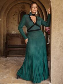 VOLUPTÉ CURVE Đầm maxi dệt kim dài tay cổ chữ V thanh lịch lấy cảm hứng từ phong cách vintage, dáng chữ A tôn dáng, phù hợp với phụ nữ ngoại cỡ, lý tưởng cho các dịp trang trọng, ngày Valentine. - màu xanh lá - Xem 5