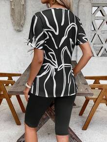 EMERY ROSE 2pcs Women Contrast Color Print Short Sleeve Top And Solid Color Shorts Set - Black - View 2