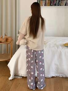 DAZY 2pcs/Set Cute Bear Print Short Sleeve T-Shirt And Pants Women Summer Pajama Set - Beige - View 2