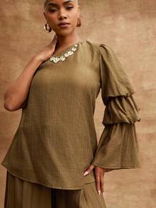 Vixey 纹理编织单肩层叠荷叶袖上衣 - 棕色 - 查看 1