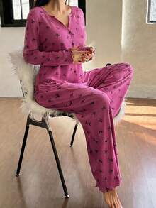 DAZY Bộ đồ ngủ nữ 2 món gồm áo khoác cardigan dài tay in nơ và quần ống đứng. - Màu Hồng Tươi - Xem 4