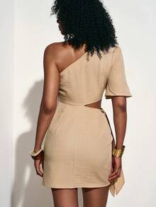 Zivah Khaki Green Summer Casual Holiday Vacation Oblique Shoulder Short Sleeve Cropped Cinched Waist Linen Mini Dress Boho Wedding Guest Party Dress Vacay - Apricot - View 3