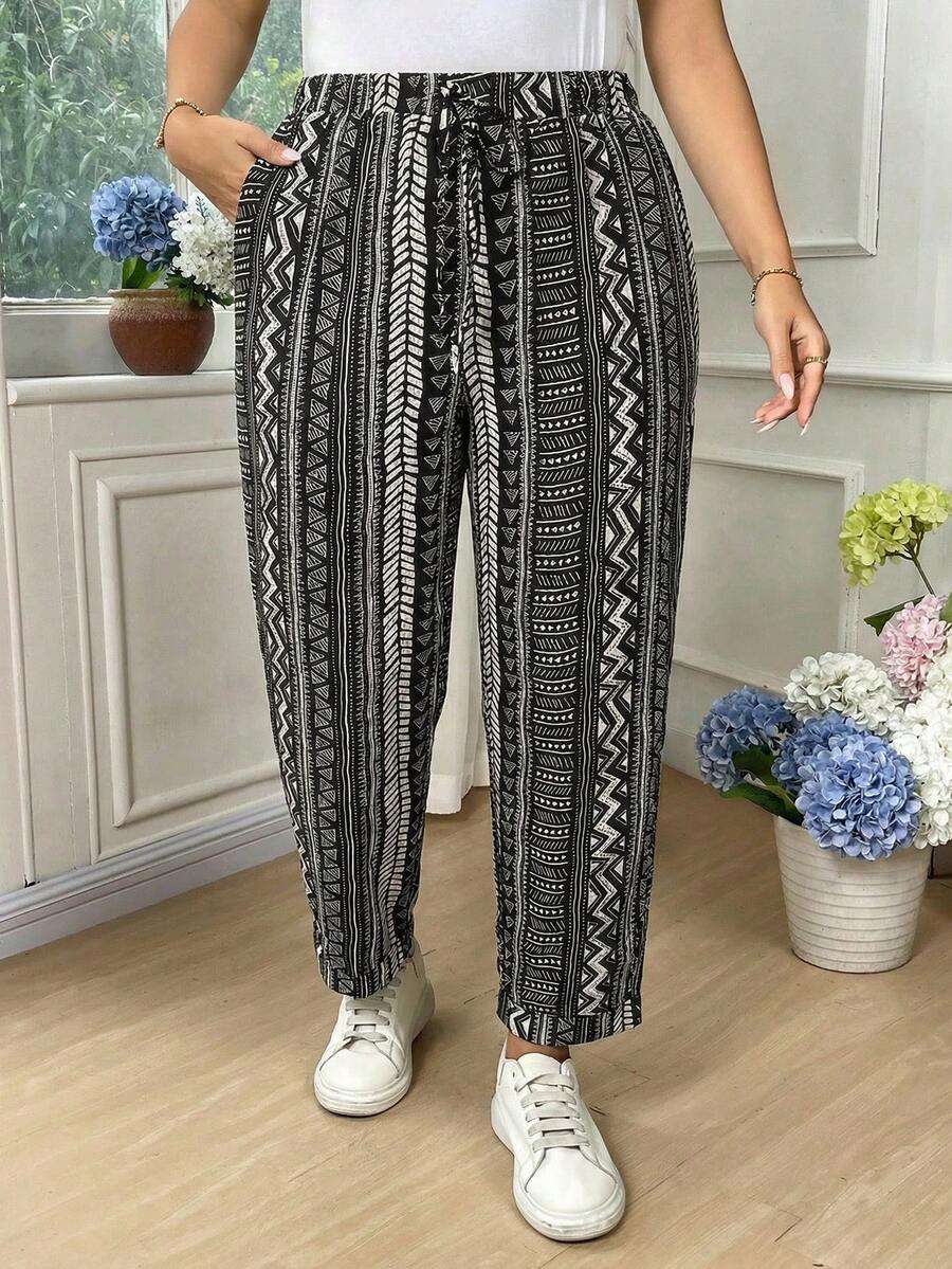 EMERY ROSE Plus Size Women Minimalist Printed Fold-Over Pants - Black - View 1
