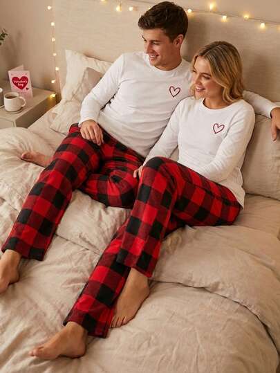 Set 2 piezas Conjunto de pijama a cuadros con estampado de corazón para hombre, ropa de estar en casa para parejas