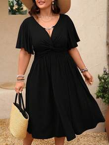 SHEIN Clasi Vestido midi de línea A con cuello en V, textura de punto, cintura con volantes y cadena, para mujer talla grande, primavera/verano - Negro - Ver 3