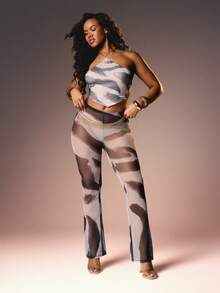 MISSGUIDED Chain Detail Halter Neck Abstract Pattern Crop Top With Tie Back Closure Fashion Summer Backless Blouse - Multicolor - View 3