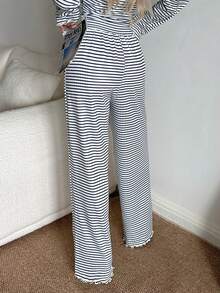 SHEIN Napfluff 时尚黑白条纹罗纹针织宽松长款睡裤（女款） - 黑與白 - 查看 2