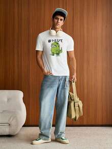 Manfinity VCAY 男士卡通及日本字母动漫图案 T 恤 - 白色 - 查看 4