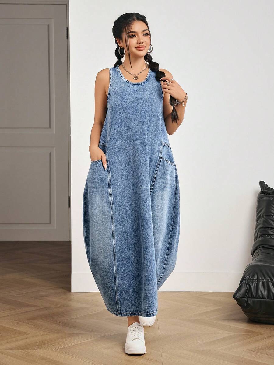 SHEIN PETITE Women's Casual Round Neck Pocket Denim Dress, Suitable For Daily Wear, Dates And Outings - Blue - View 1