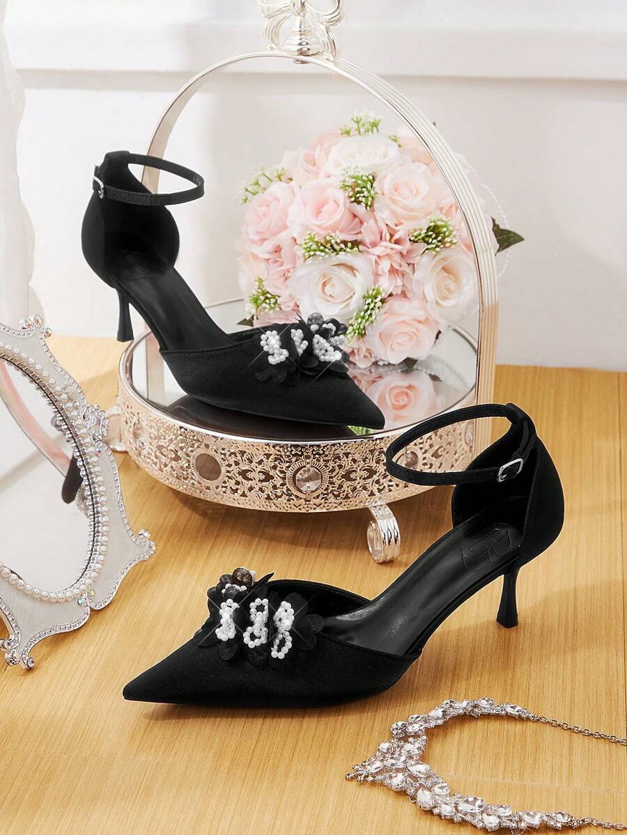 CUCCOO HITCHD Women Pumps Valentine's Day - Black silk - View 1