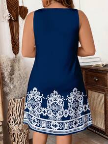 SHEIN LUNE Đầm không tay màu xanh hải quân cỡ lớn, đầm tunic dáng rộng in họa tiết Baroque cổ điển, đầm tank top cỡ lớn kiểu dáng thường ngày, họa tiết phong cách cung điện retro, đầm chữ A ôm dáng màu xanh hải quân. - Nhiều màu - Xem 2