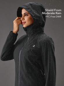 OutZeal 女士黑色冲锋衣，适合露营、徒步，防水防风，可卷起兜帽，后部网眼设计，抽绳腰带，带口袋 - 黑色 - 查看 2