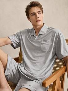 EverLounge Conjunto de Pijama Masculino com Gola de Recorte Contrastante, Manga Curta e Shorts Soltos, Cinza Claro e Preto - Cinza Claro - Visão 6