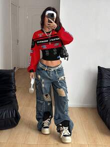 Coolane 休闲简约运动街头服饰，适合派对、聚会、机场等场合——采用黑色和红色数字、英文字母和赛车图案印花——是音乐节和夏季郊游的理想之选——女士圆领长袖收腰卫衣 - 彩色 - 查看 5