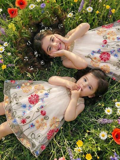 SHEIN Baby Girls' Sleeveless Embroidered Floral Dress, Sweet Style, Elegant Princess Look For Festivals And Gatherings