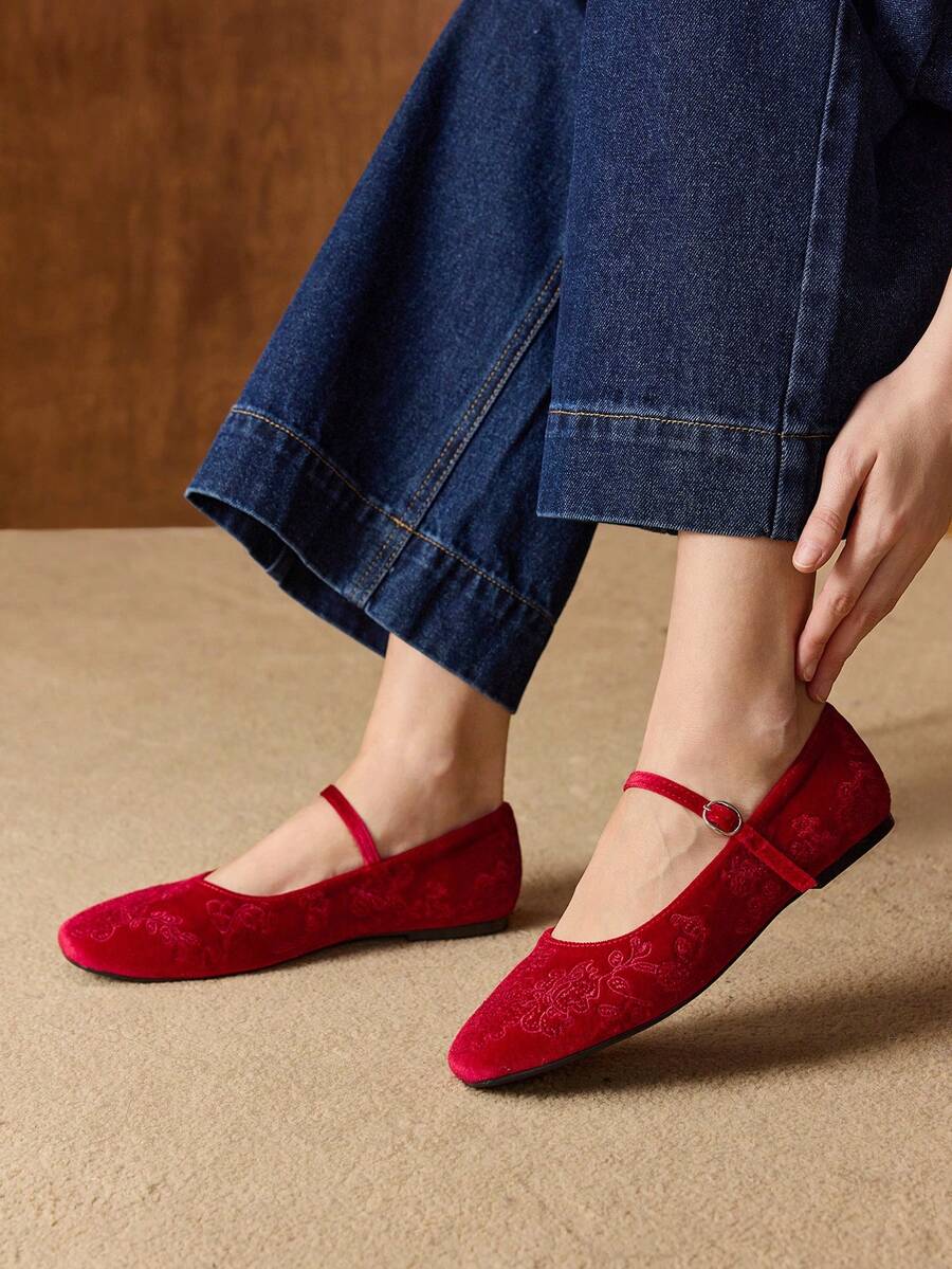 MOTF WOMEN ELEGANT VERSATILE COMMUTING VELVET FLORAL EMBROIDERY BUCKLE STRAP FLATS VALENTINE'S DAY SPRING SHOES - Red - View 1