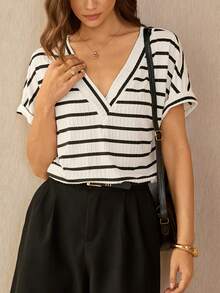 Lymera 女士新款时尚休闲百搭黑白条纹提花蝙蝠袖短袖V领T恤 - 彩色 - 查看 5