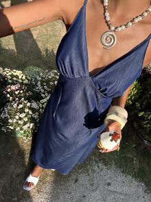 DAZY 女士V领吊带连衣裙，度假风牛仔连衣裙 - 深色水洗藍 - 查看 2