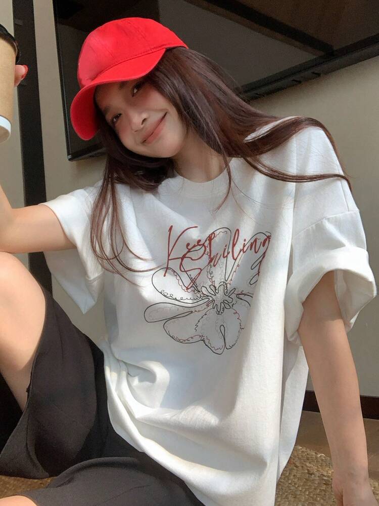 Women's Sweet Line Flower Print Short Sleeve T-Shirt, Loose Fit, Versatile, White Cotton Casual Top Graphic Tees Women Oversized