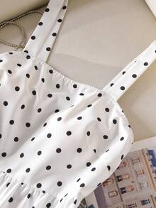 CosyJoli Atasan Camisole Kasual Wanita Ukuran Plus dengan Hiasan Ruffle dan Pita di Bagian Belakang - Hitam dan Putih - View 5