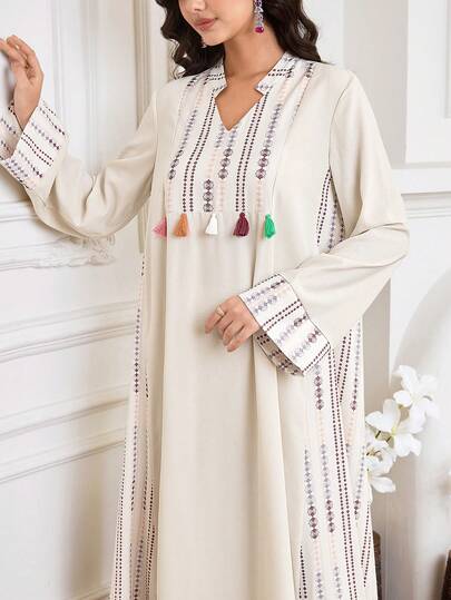 Al Najma Conservative Casual Vacation Tassel Decor Arabic Style Dress For Women