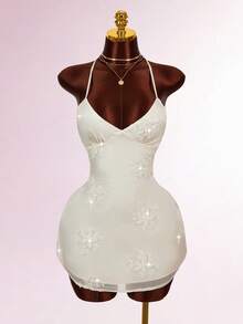 Amplova 女士露背迷你连衣裙，饰有串珠刺绣，挂脖交叉肩带，性感前卫 - 白色 - 查看 1