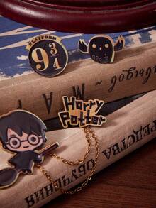HARRY POTTER X SHEIN A Magic-Themed Cartoon Boy Figure Pattern Double-Stranded Metal Oil Drop Brooch - Multicolor - View 4