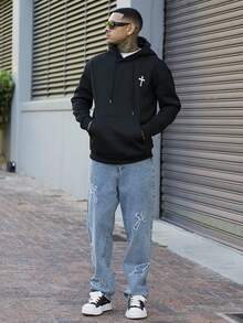 Devon Thys 男士做旧闪电与十字刺绣浅蓝色牛仔裤，Emo 风格 - 淺色水洗藍 - 查看 1