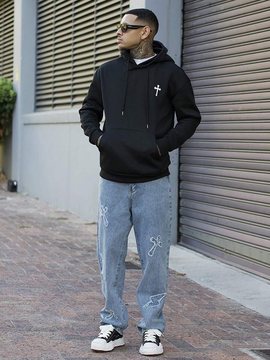 Devon Thys 男士做旧闪电与十字刺绣浅蓝色牛仔裤，Emo 风格 - 淺色水洗藍 - 查看 1