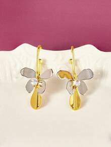 Glisma Metallic Design Butterfly Element Multi-Dimensional Creative Earrings, Elegant & Chicoutfits, Old Money,Metallic/Texture,Gemstone,For Mom/Women/Girl/Mother,Premium,Vintage,Classy,Gold,Easter,Travel/Beach/Vacation,Boho,Grunge - Gold + Silver - View 3
