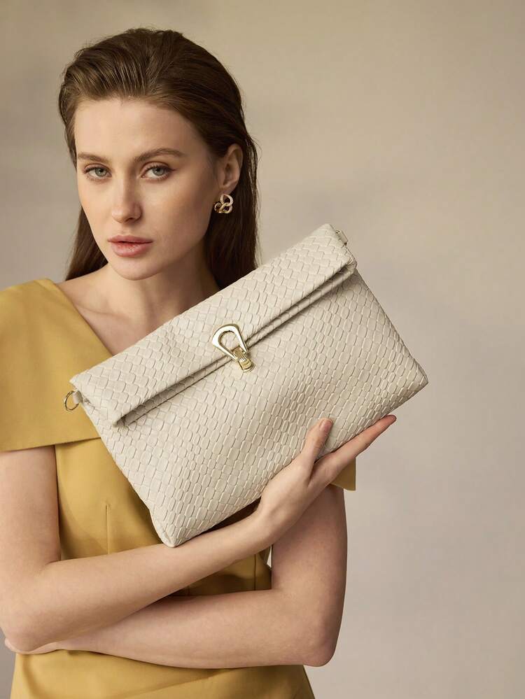 WOMEN'S EMBOSSED SQUARE CLUTCH BAG