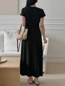 DAZY Vestido midi de algodón de unicolor con cuello redondo, manga corta y cintura ceñida para mujer, vestido de verano - Negro - Ver 2