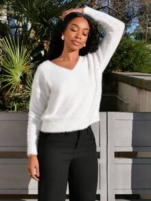Yess Loren V 领白色宽松休闲柔软毛绒套头衫，长袖冬季上衣 - 白色 - 查看 3