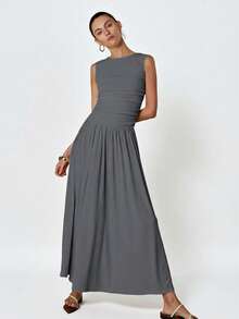 Aveloria Modichic White Minimalist Sophisticated Pleated Crew Neck Sleeveless Dress - Dark Grey - View 3